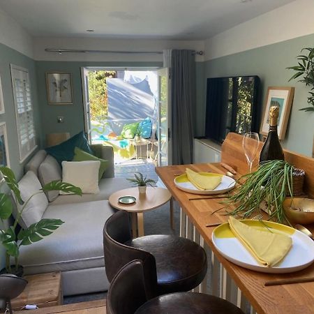 דירות צ'לטנהם Town Centre Garden Retreat מראה חיצוני תמונה